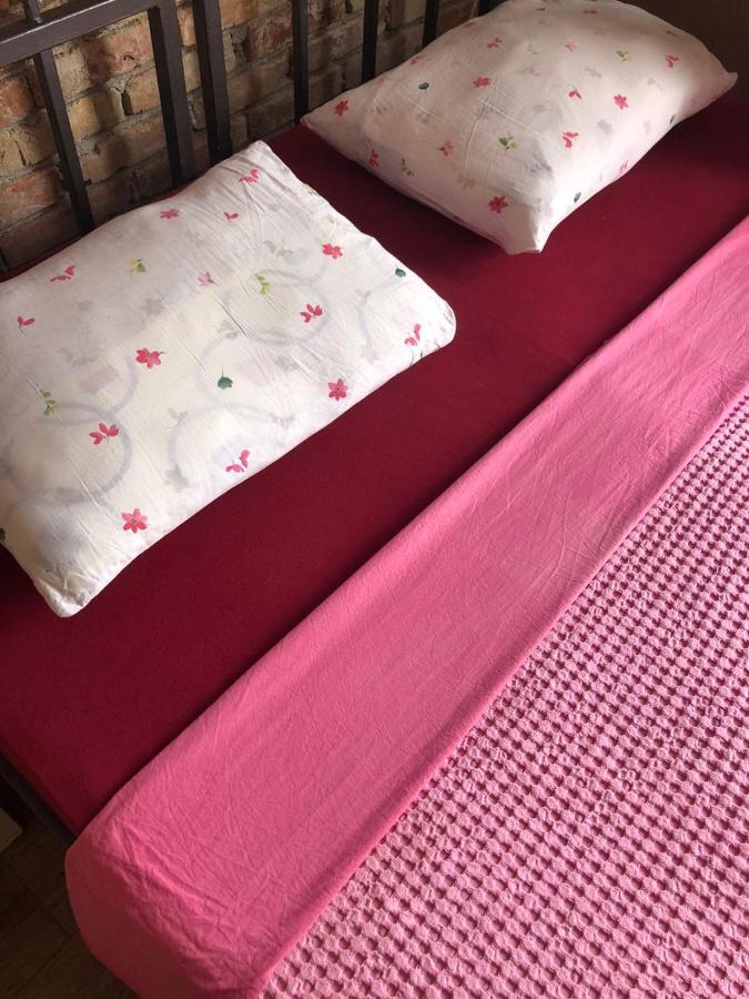 Hostel Anton Тиват Екстериор снимка